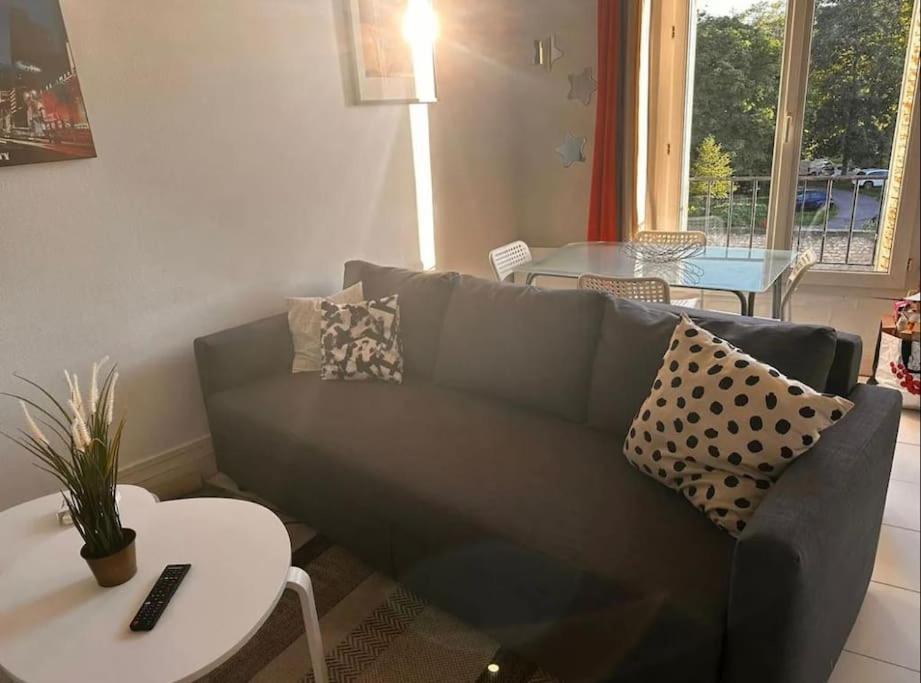 Апартаменти Chez Marie - 4P - Proche Paris - Metro 8 Мезонз-Альфор Екстер'єр фото